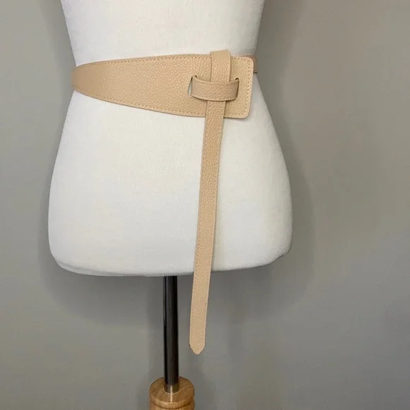 NWT Tan Wrap Coat Belt Vegan Leather O/S - Picture 1 of 10
